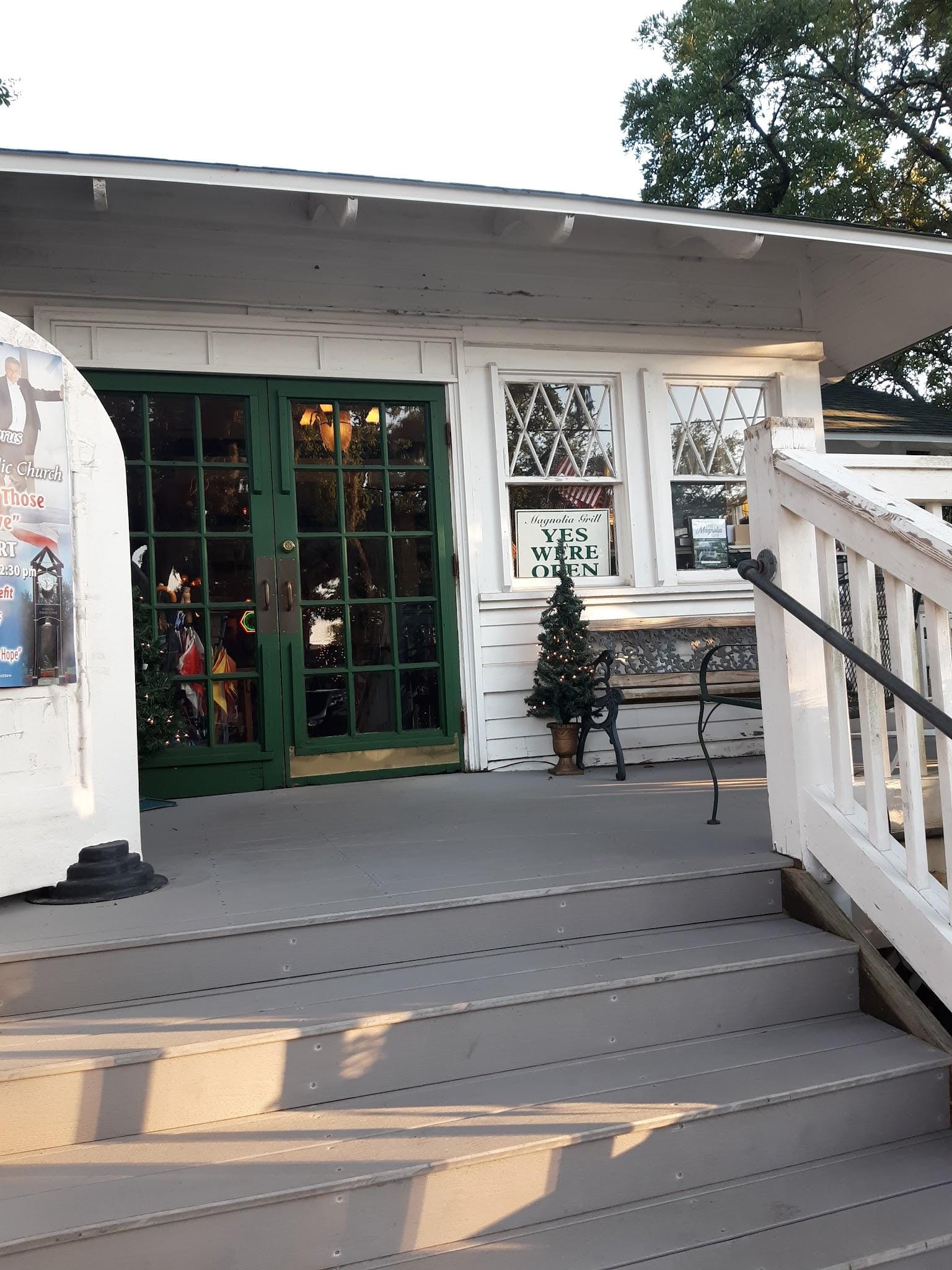 Magnolia Grill image